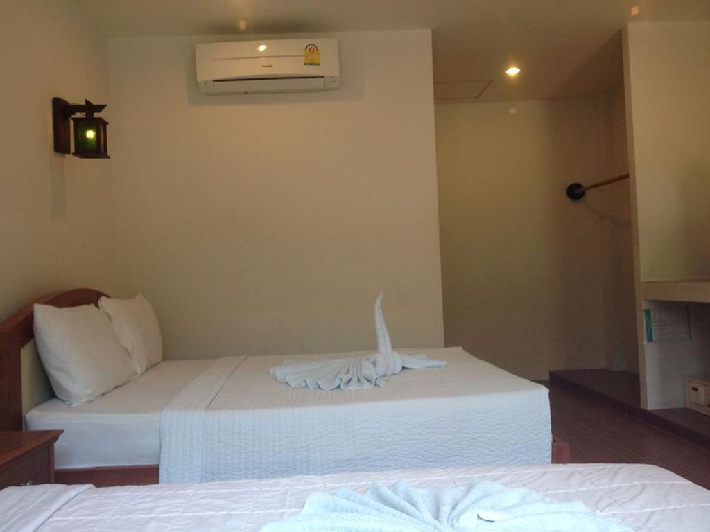 Bank Guest House หาดริ้น ภายนอก รูปภาพ